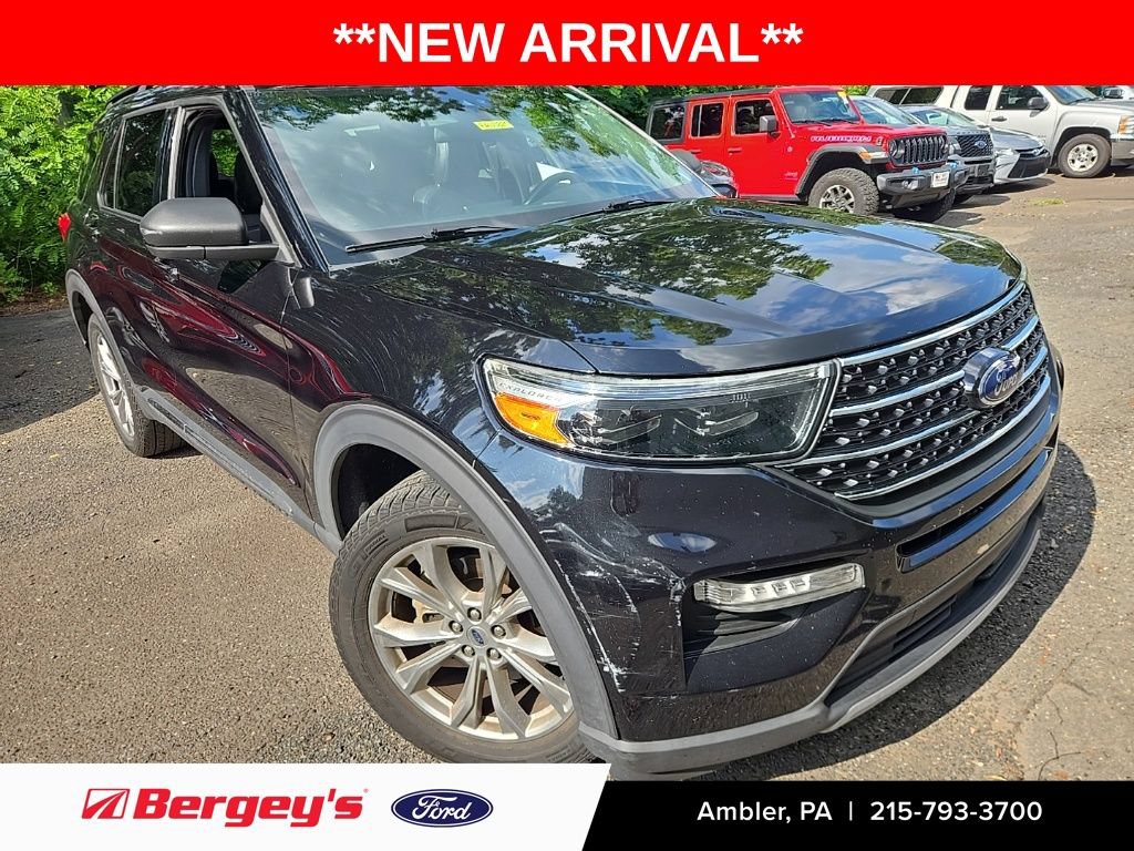 Certified 2020 Ford Explorer XLT w/ Equipment Group 202A AWD/4WD image 1