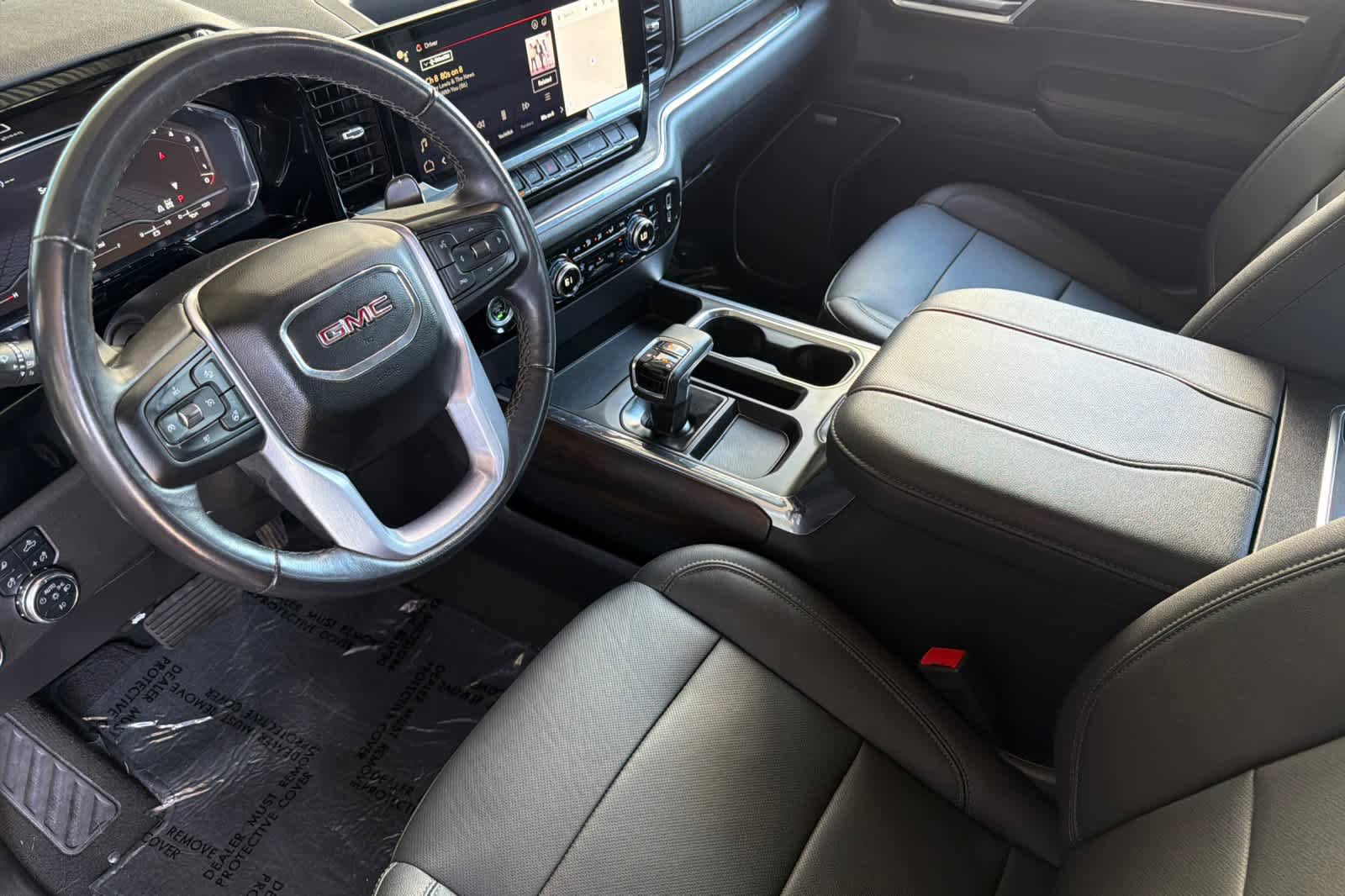 Used 2023 GMC Sierra 1500 SLT w/ SLT Premium Package AWD/4WD image 11