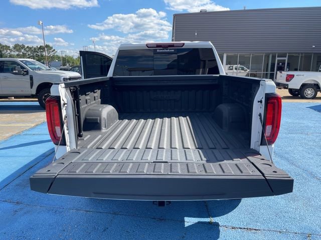 Used 2024 GMC Sierra 1500 AT4 w/ Technology Package AWD/4WD image 32