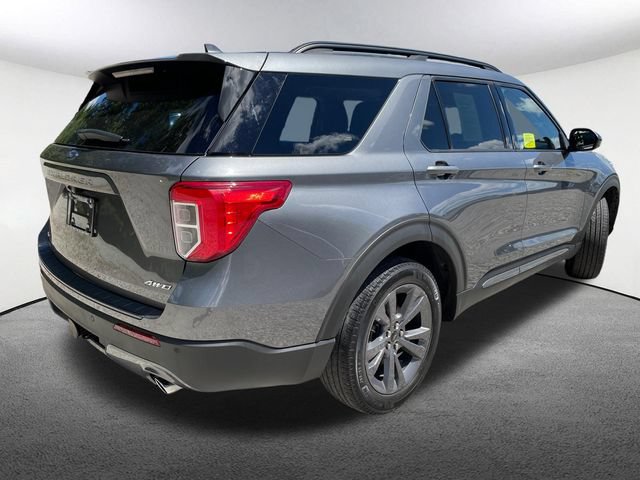 Certified 2022 Ford Explorer XLT w/ Equipment Group 202A AWD/4WD image 17
