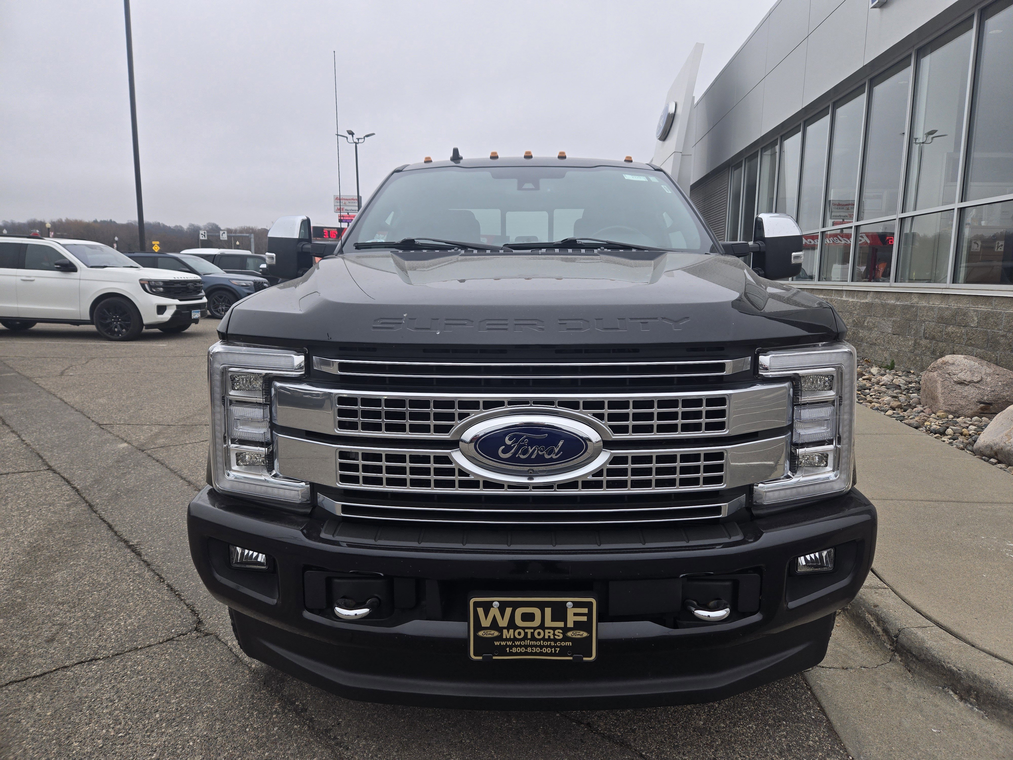 Certified 2019 Ford F350 Platinum w/ Platinum Ultimate Package image 9