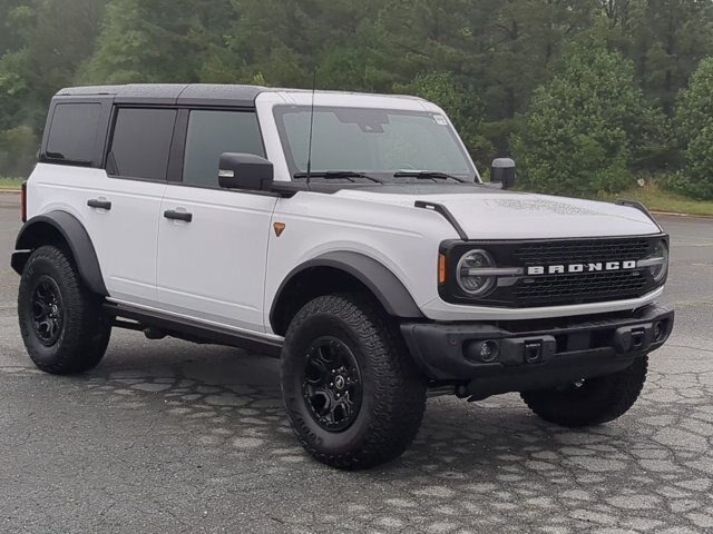 Certified 2025 Ford Bronco Badlands AWD/4WD image 2
