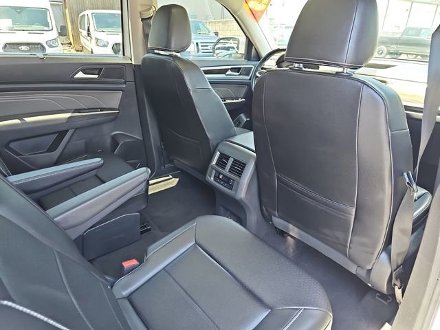 Used 2023 Volkswagen Atlas SE w/ Panoramic Sunroof Package FWD image 13