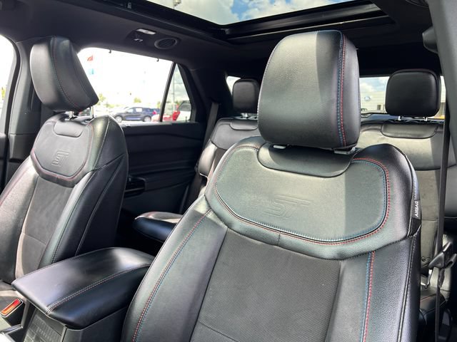 Certified 2023 Ford Explorer ST w/ Equipment Group 401A AWD/4WD image 24