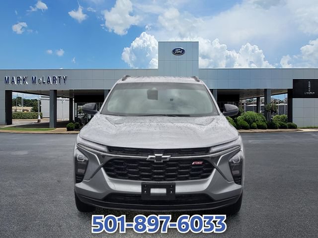 Used 2025 Chevrolet Trax RS w/ Sunroof Package FWD image 8