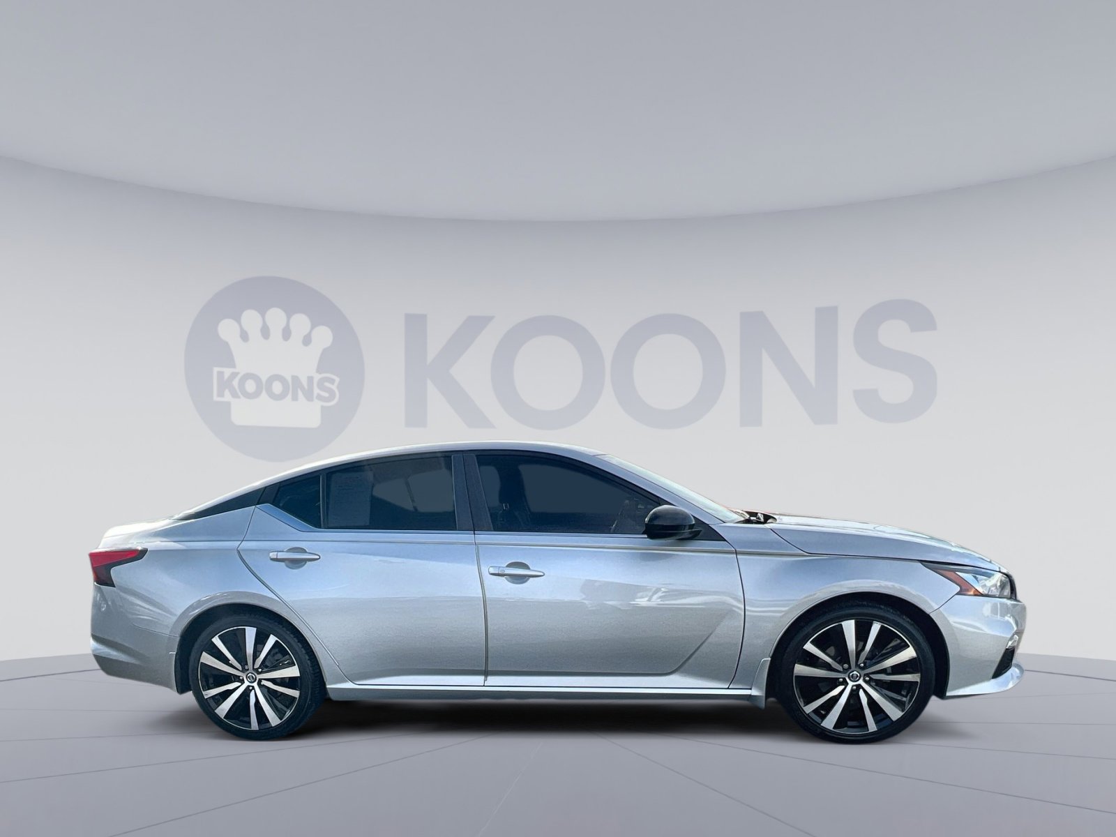 Used 2020 Nissan Altima 2.5 SR image 8