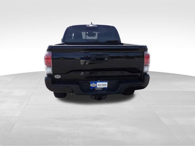 Used 2023 Toyota Tacoma TRD Off-Road w/ Technology Package AWD/4WD image 6