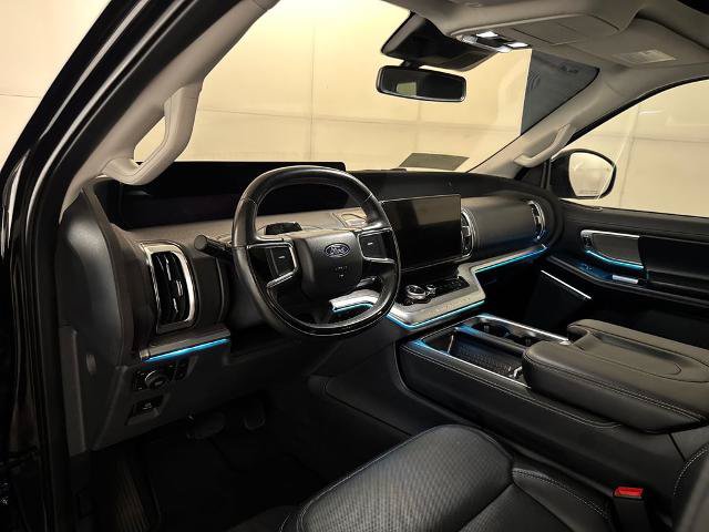Certified 2025 Ford Expedition Platinum AWD/4WD image 6