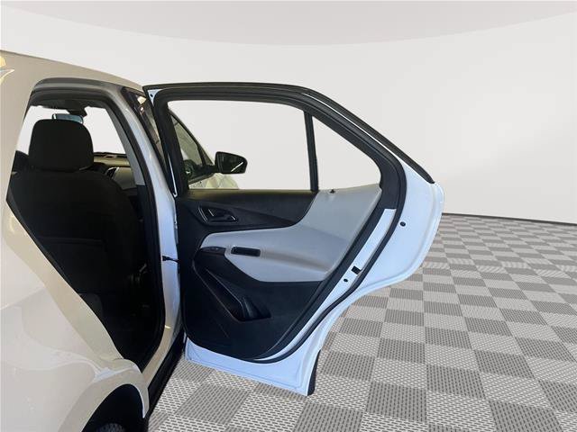 Used 2019 Chevrolet Equinox LS AWD/4WD image 14