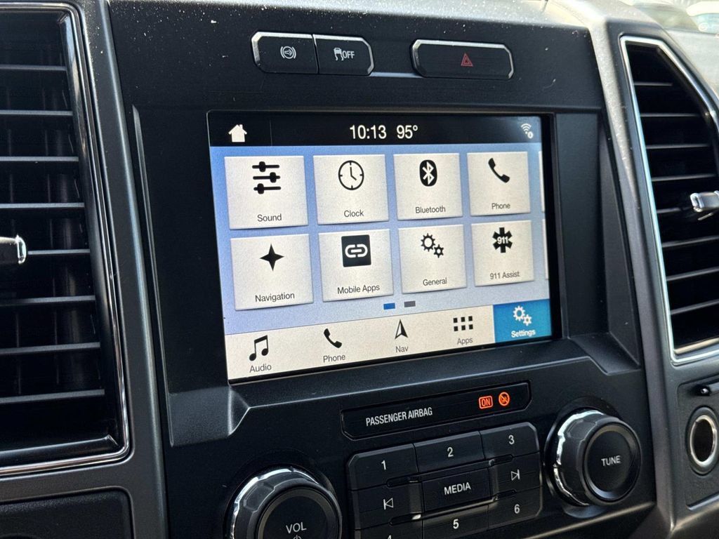 Certified 2019 Ford F250 XLT w/ XLT Premium Package RWD image 13