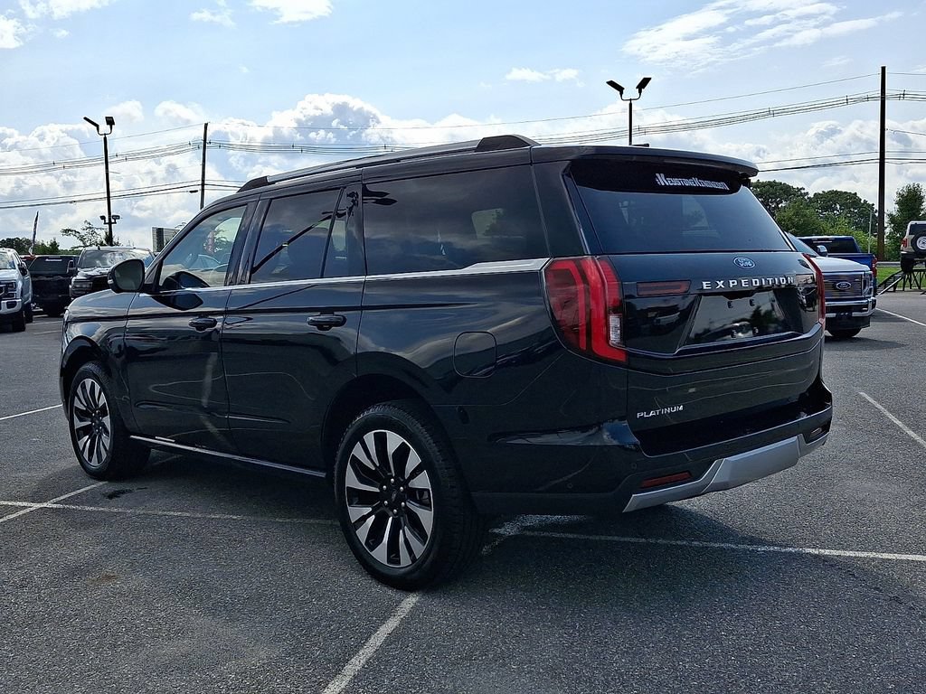 Certified 2025 Ford Expedition Platinum w/ Driver's Package AWD/4WD image 4
