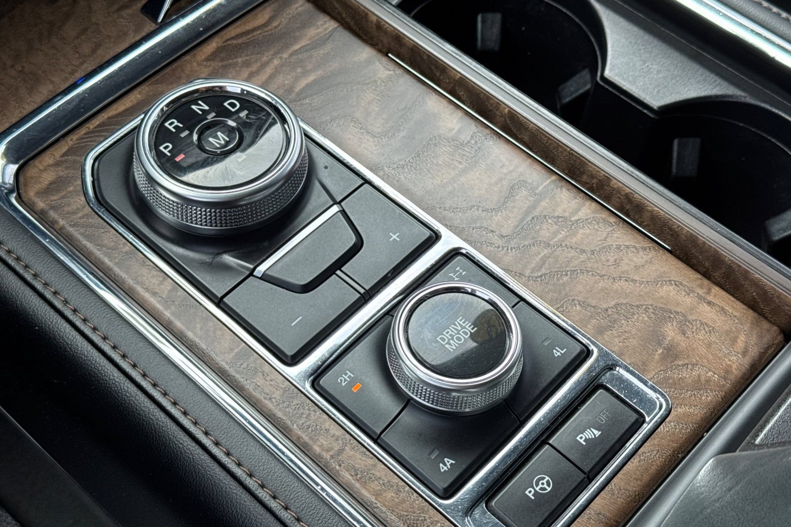 Certified 2019 Ford Expedition Platinum AWD/4WD image 23