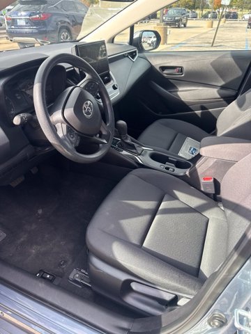 Used 2025 Toyota Corolla LE FWD image 7