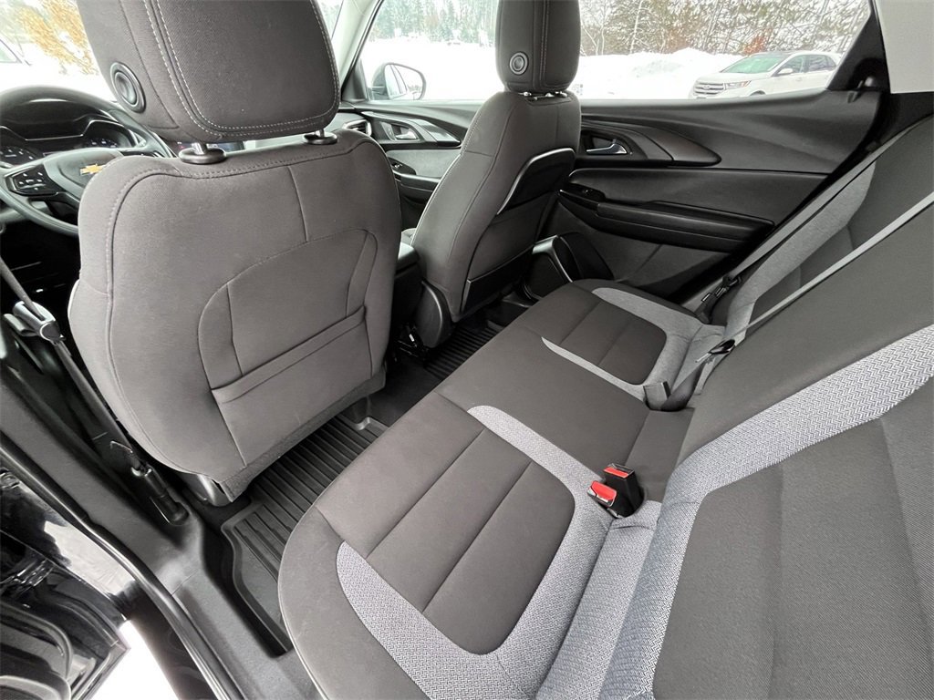 Used 2022 Chevrolet TrailBlazer LT w/ Convenience Package image 23