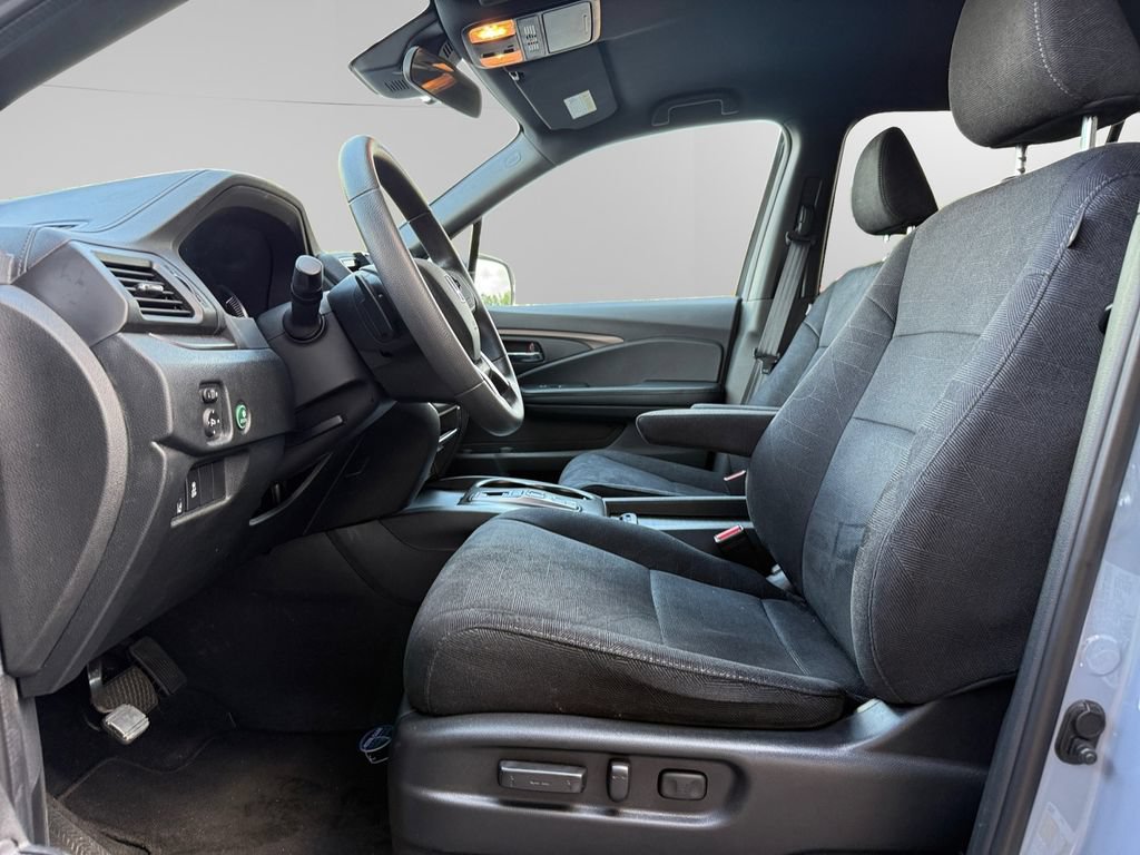 Used 2022 Honda Pilot Sport image 9
