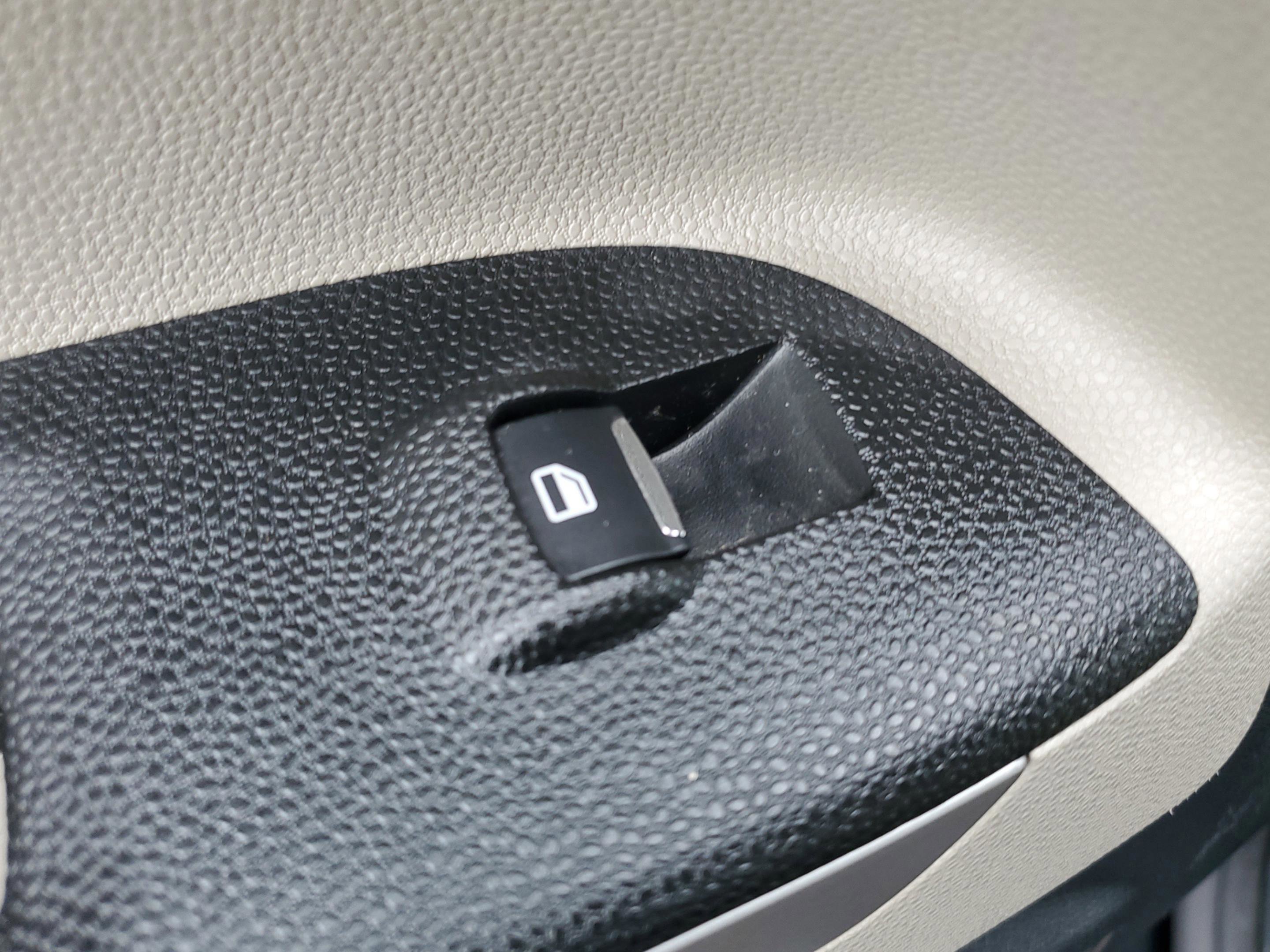 Certified 2020 Ford EcoSport S image 14