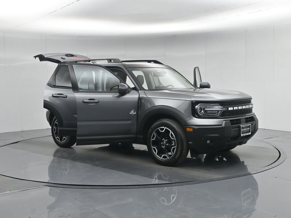 Certified 2025 Ford Bronco Sport Outer Banks w/ Outer Banks Tech Package+ image 53