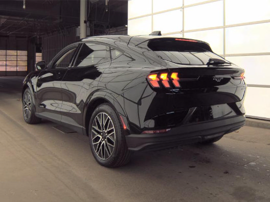 Certified 2025 Ford Mustang Mach-E Premium AWD/4WD image 7