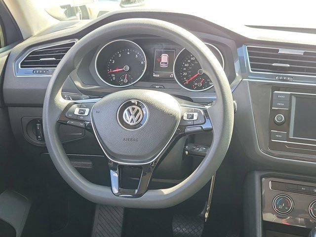 Used 2021 Volkswagen Tiguan S image 18