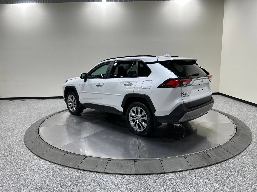 Used 2023 Toyota RAV4 Limited w/ Limited Grade Weather Package AWD/4WD image 9