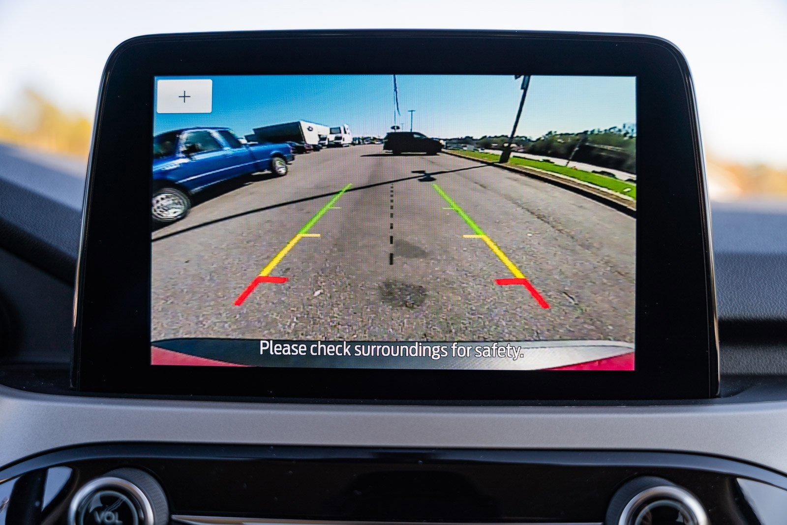 Certified 2021 Ford Escape SE w/ SE Sport Appearance Package image 32