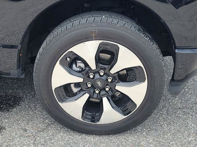 Certified 2023 Ford F150 Lightning Platinum AWD/4WD image 7