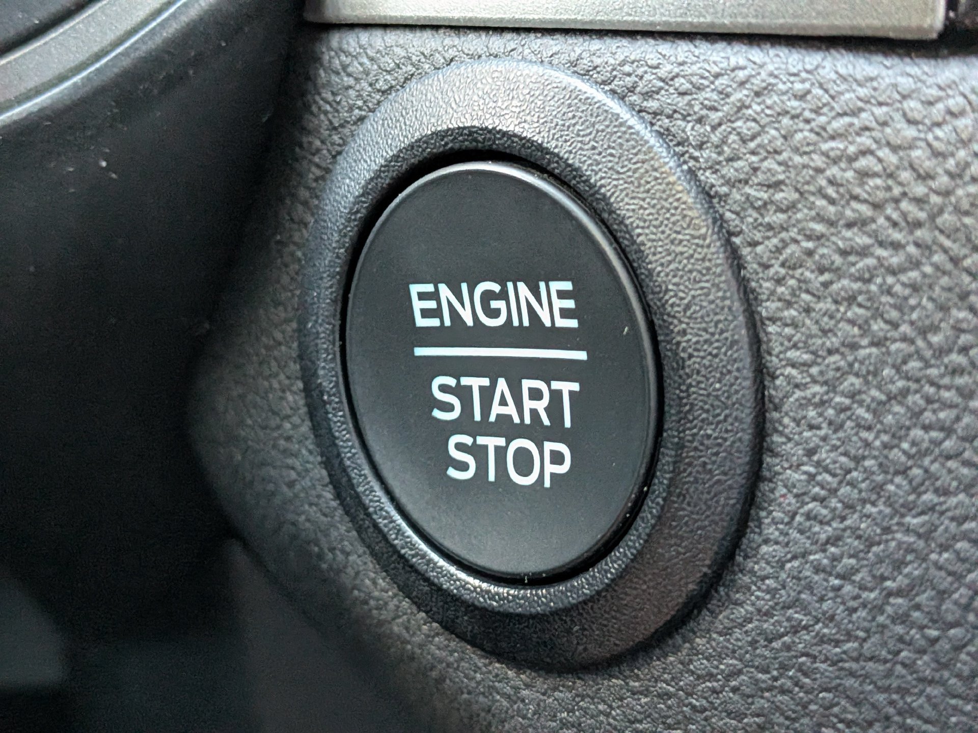 Certified 2024 Ford Escape Active AWD/4WD image 29