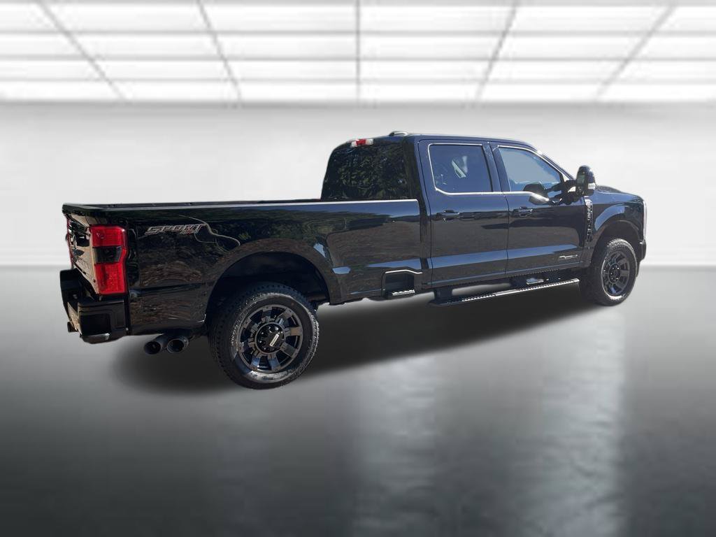 Certified 2023 Ford F350 Lariat w/ Sport Appearance Package AWD/4WD image 4