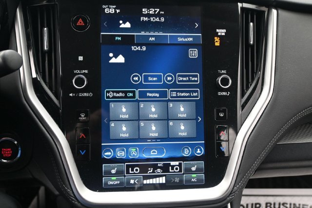 Used 2025 Subaru Outback Premium AWD/4WD image 11