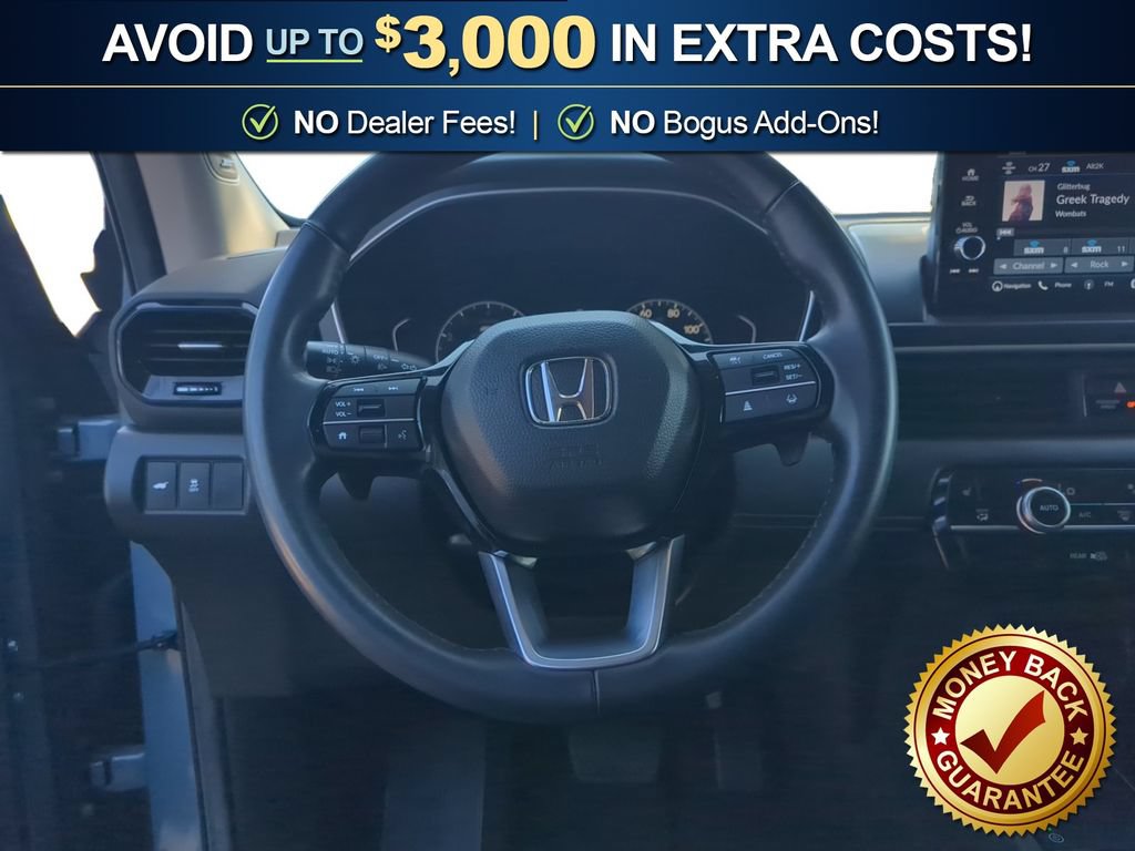 Used 2025 Honda Pilot Touring image 18