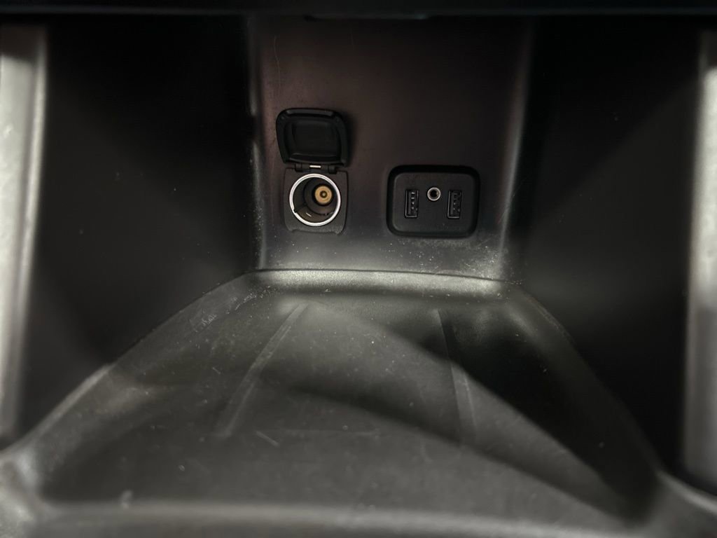 Used 2019 GMC Acadia SLT image 24