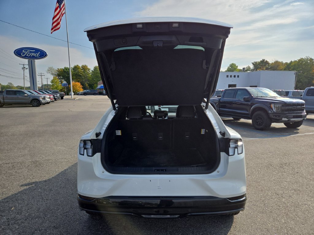 Certified 2023 Ford Mustang Mach-E Premium AWD/4WD image 3