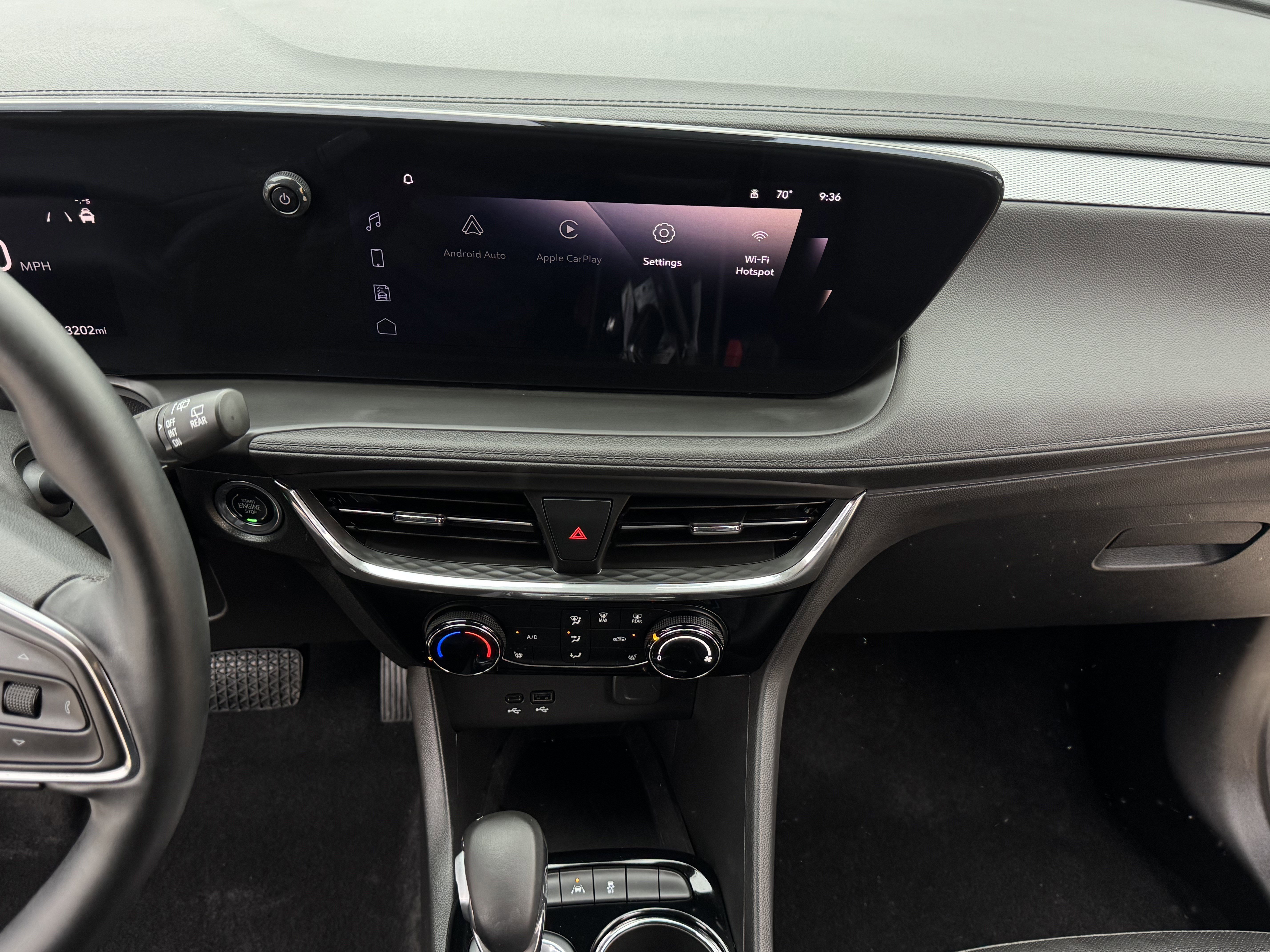 Used 2025 Buick Encore GX Sport Touring w/ Comfort Package image 19