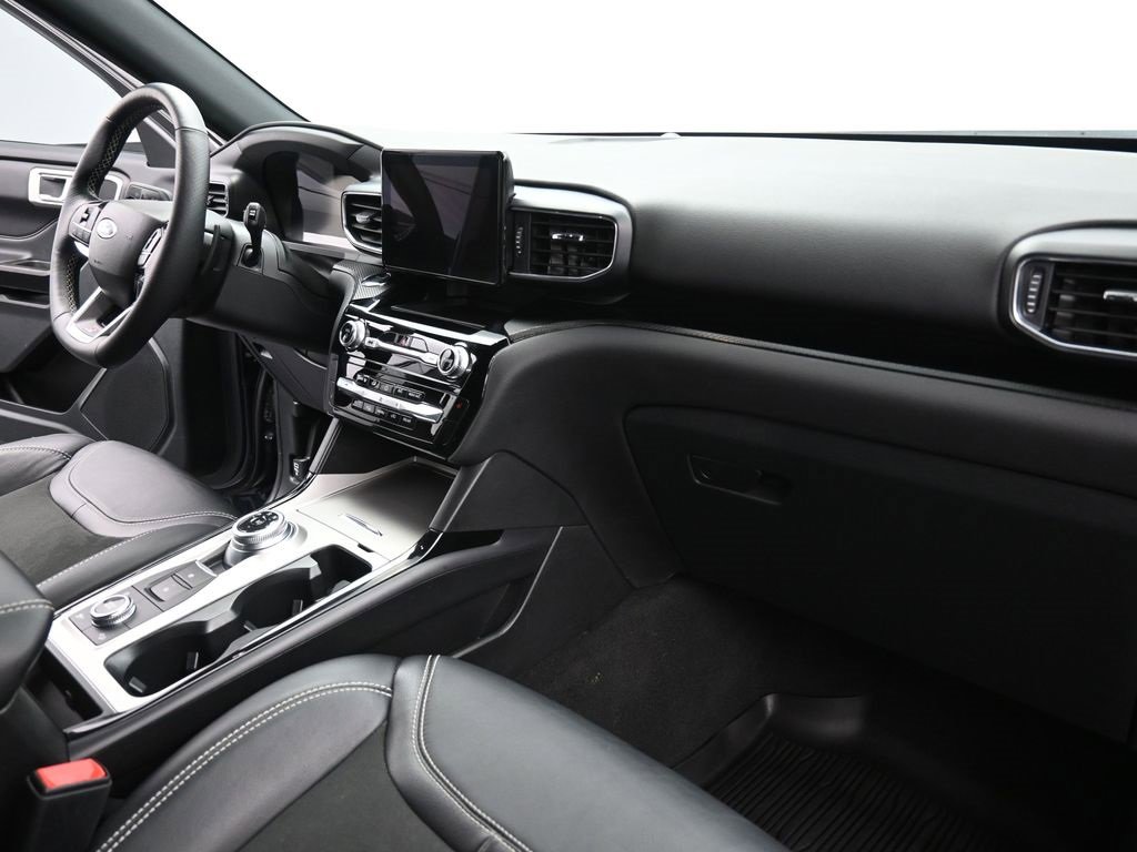 Certified 2023 Ford Explorer ST image 24