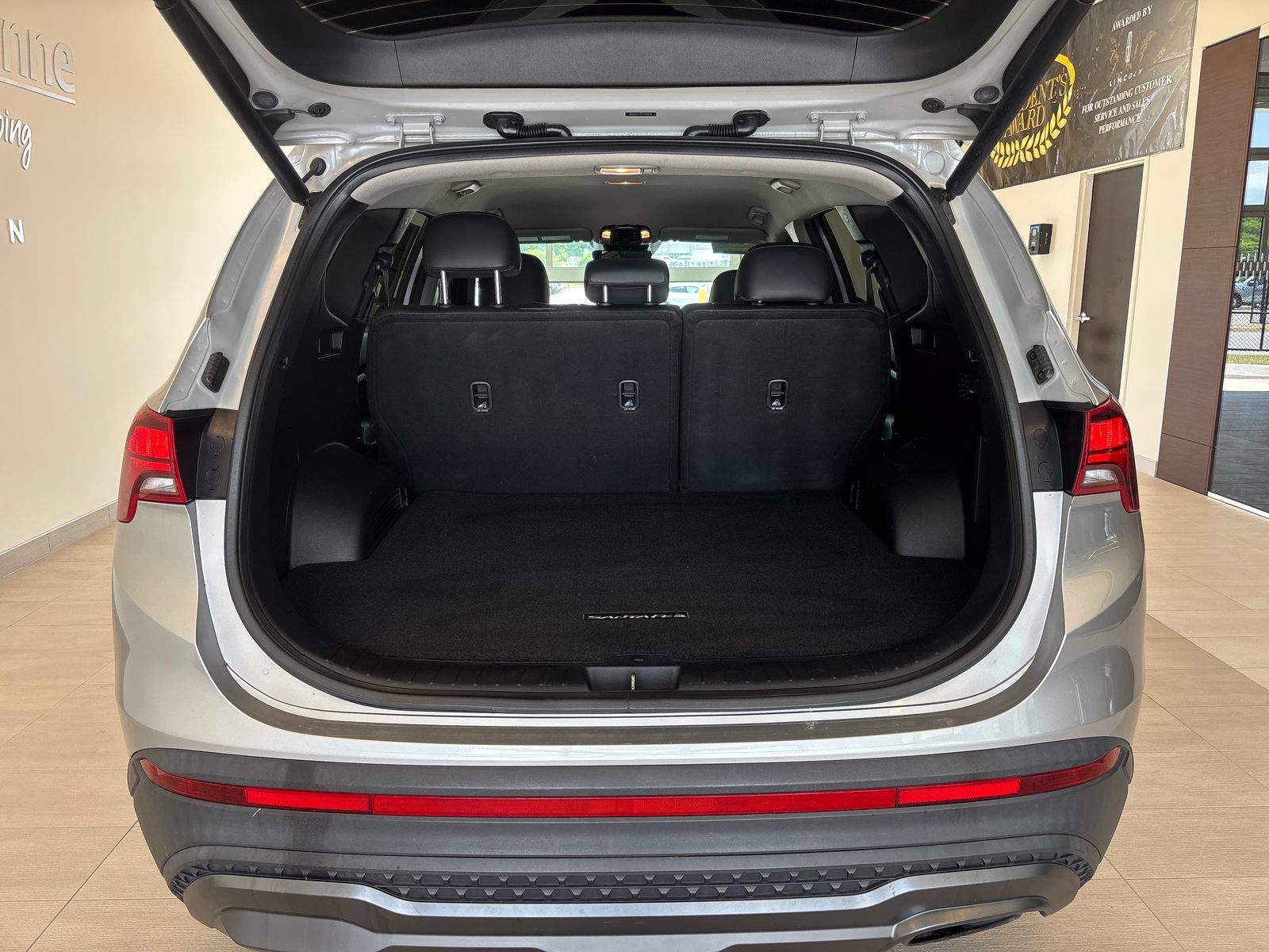 Used 2023 Hyundai Santa Fe XRT FWD image 10