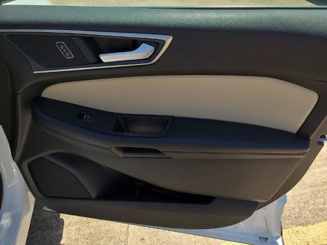 Certified 2024 Ford Edge SEL AWD/4WD image 8