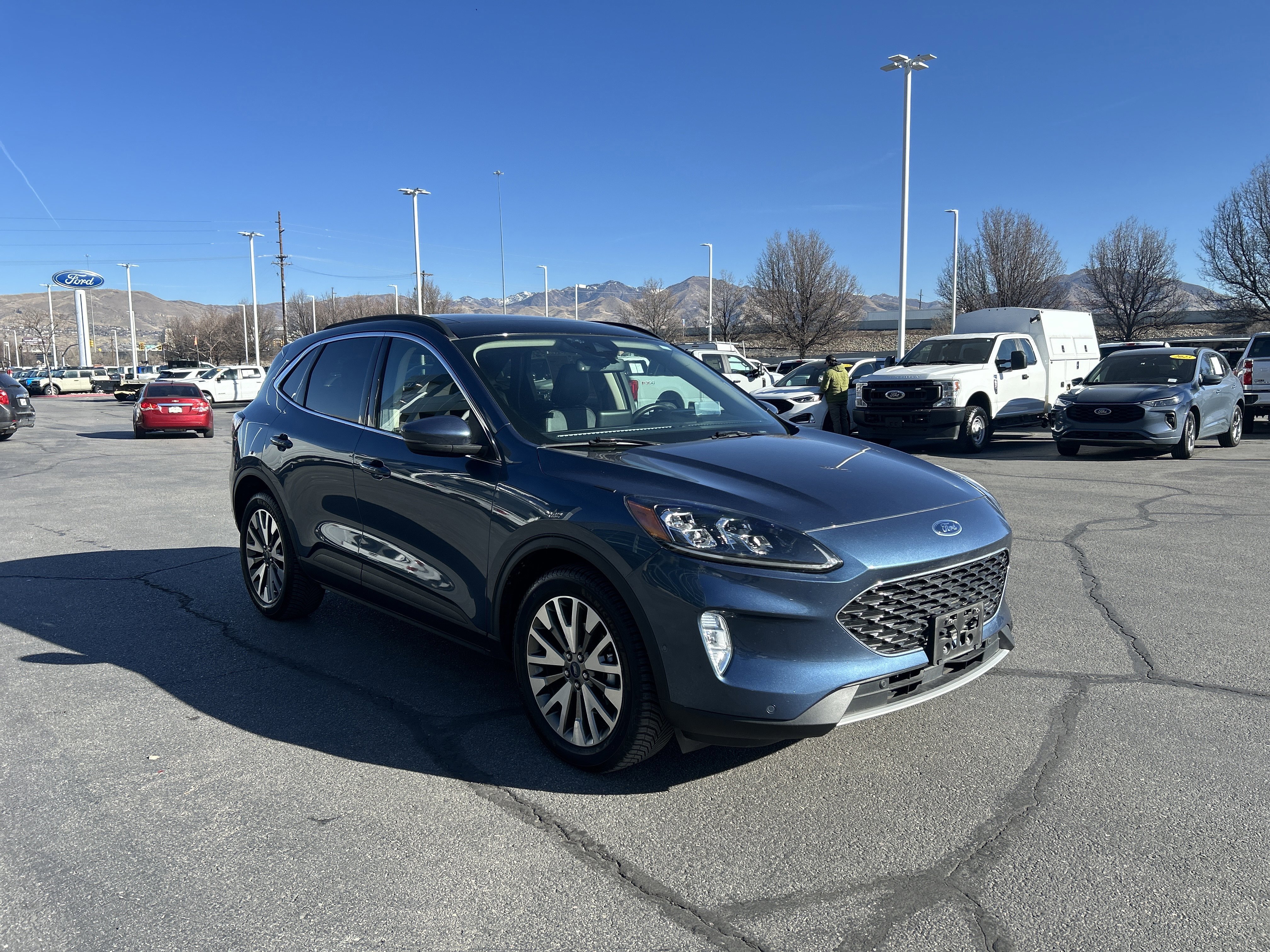 Certified 2020 Ford Escape Titanium w/ Titanium Premium Package 2.0 image 7