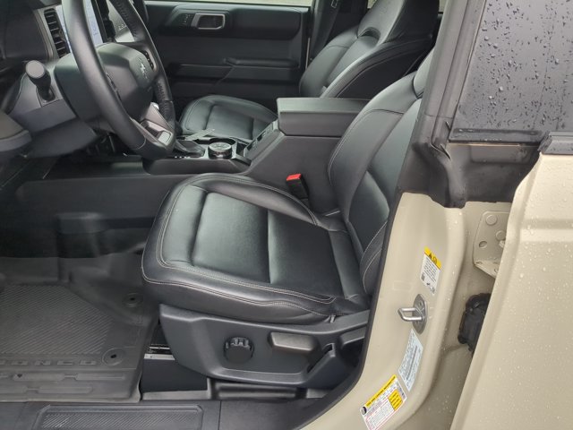 Certified 2025 Ford Bronco Badlands AWD/4WD image 16