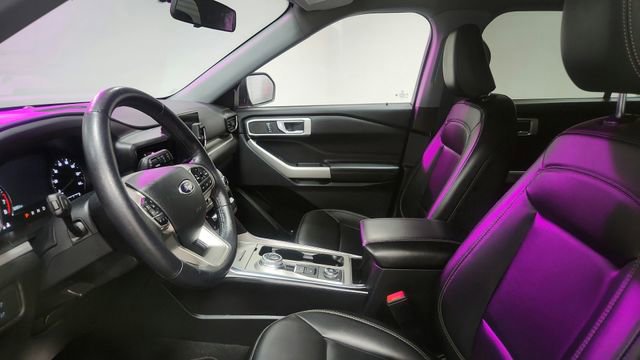 Certified 2022 Ford Explorer XLT w/ Equipment Group 202A image 10