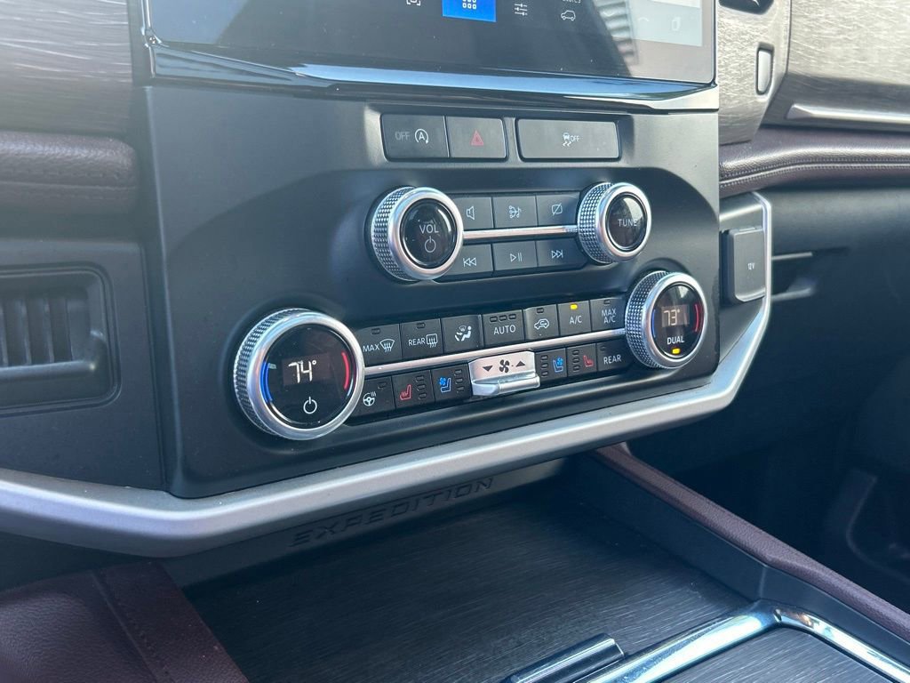 Certified 2024 Ford Expedition Max Limited image 40