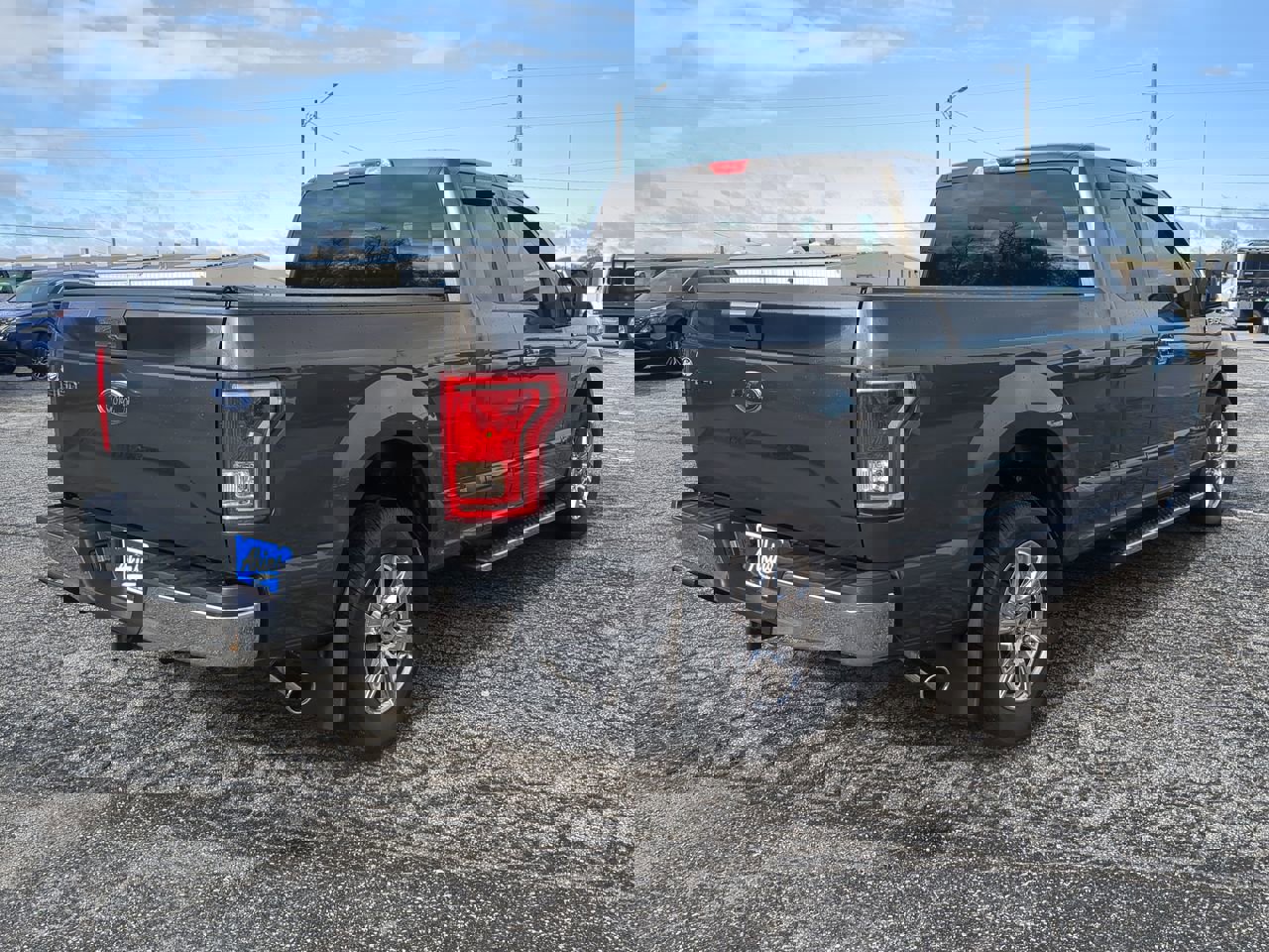 Certified 2017 Ford F150 XLT w/ Equipment Group 301A Mid image 3