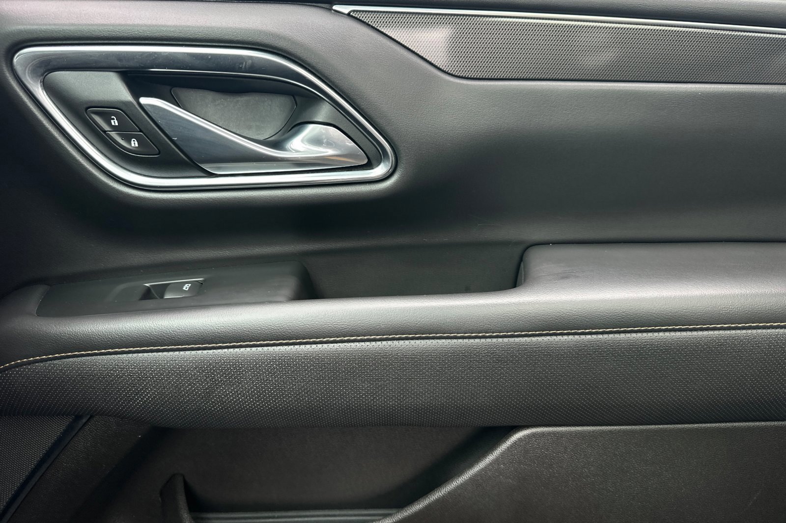 Used 2021 GMC Yukon AT4 w/ AT4 Premium Plus Package image 19