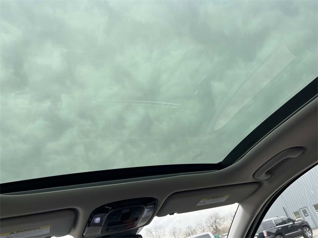 Used 2025 Hyundai Tucson Limited image 14