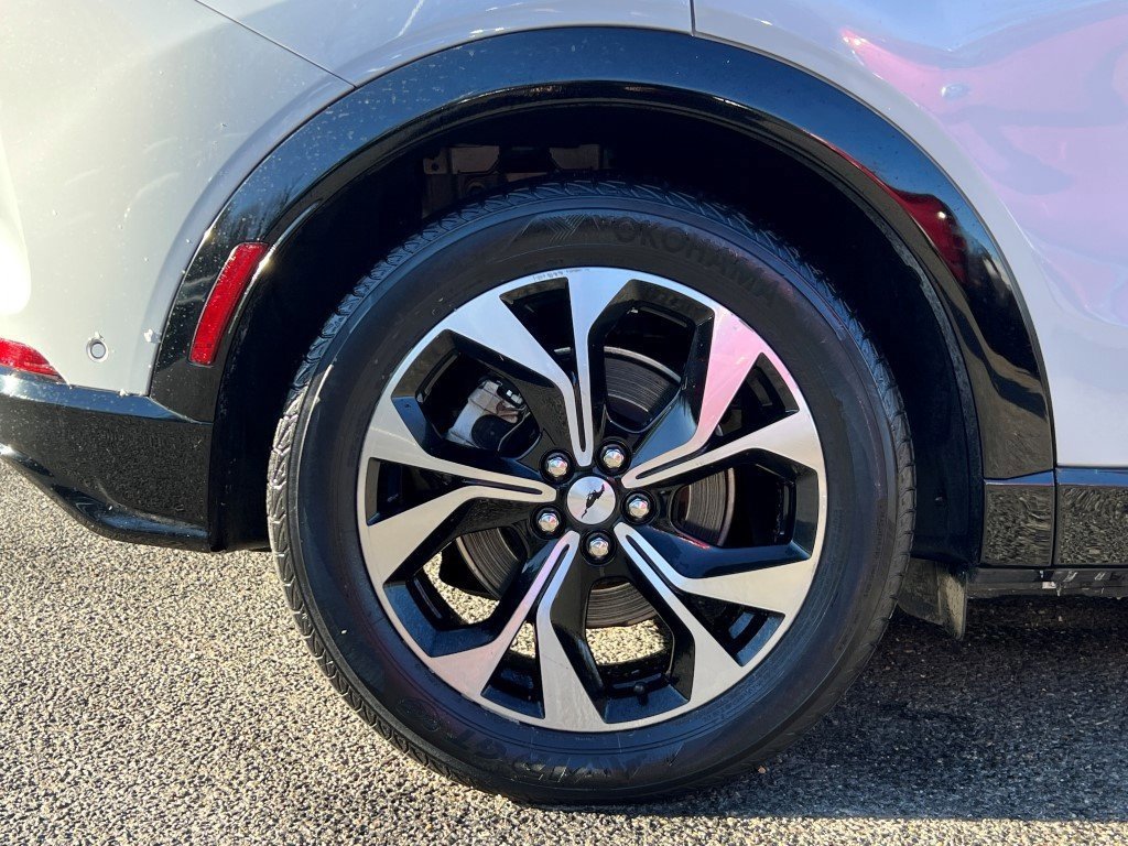 Certified 2023 Ford Mustang Mach-E Premium image 9