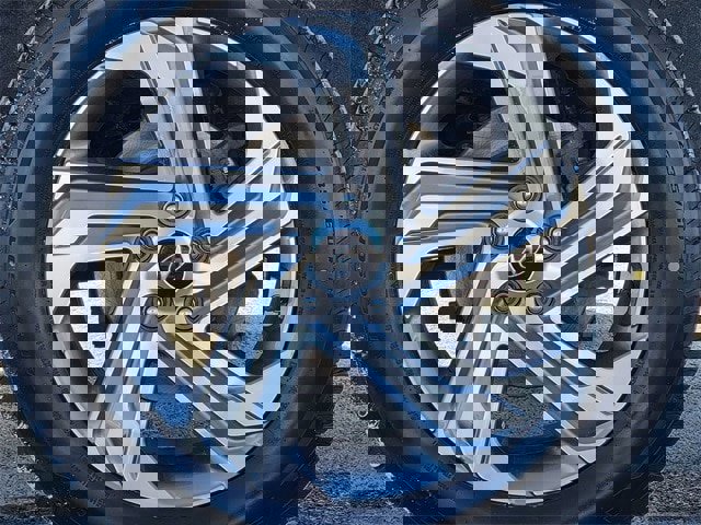 Used 2023 Hyundai Santa Fe SEL w/ Premium Package image 16