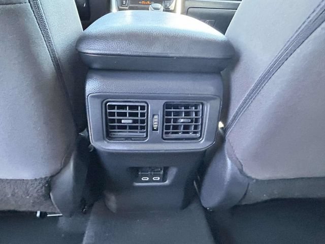 Used 2025 Toyota RAV4 XLE FWD image 23