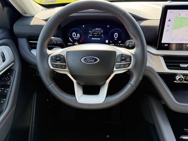 Certified 2025 Ford Explorer Active w/ Active Comfort Package AWD/4WD image 29