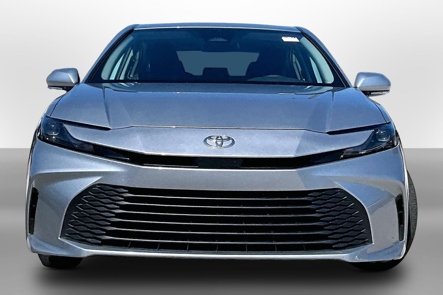 Used 2025 Toyota Camry LE FWD image 3