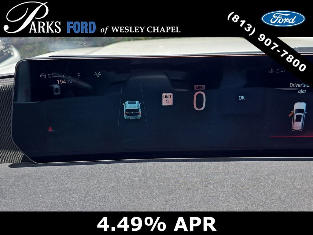 Certified 2025 Ford Expedition Active AWD/4WD image 32