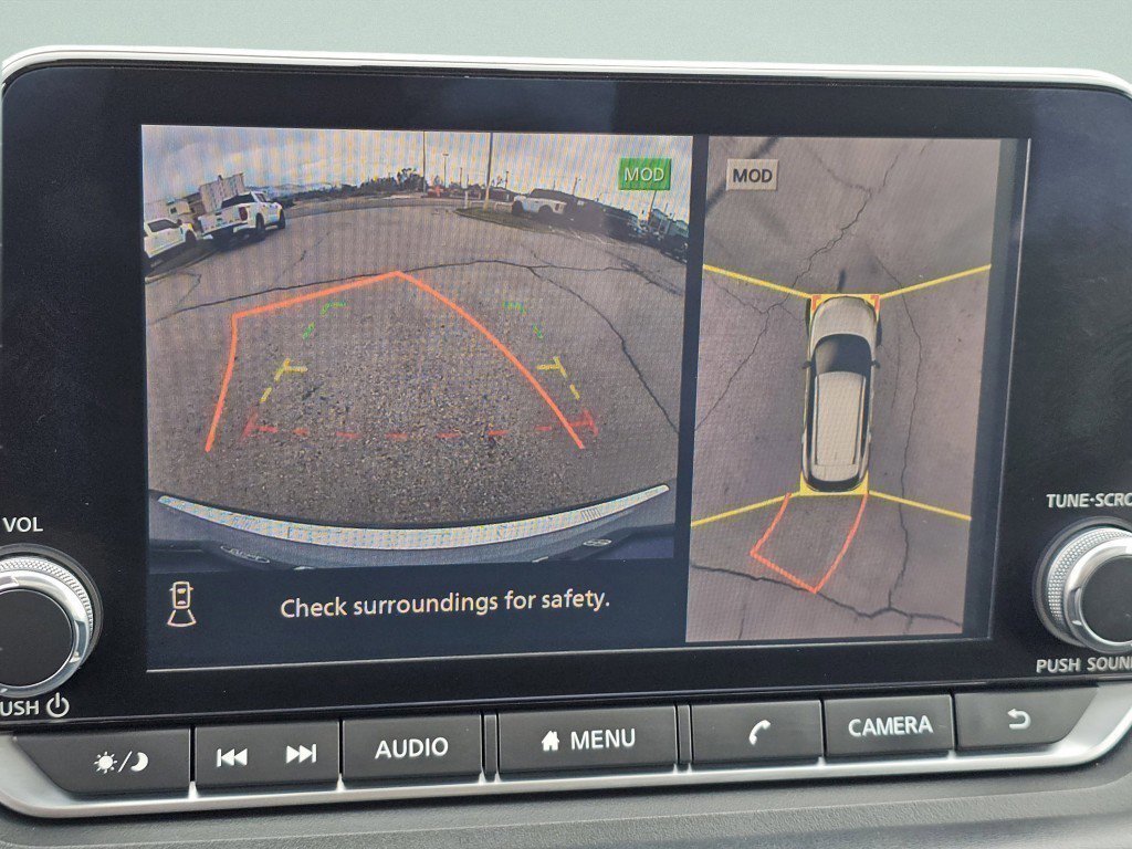 Used 2021 Nissan Rogue SL AWD/4WD image 15